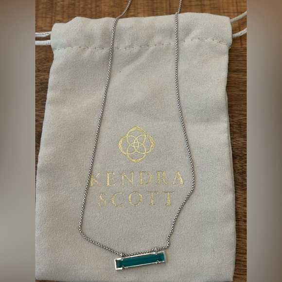 Kendra Scott Silver Leanor Necklace - Picture 1 of 3